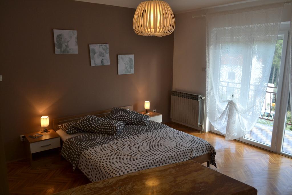 Apartments Peloza Porec Bilik gambar