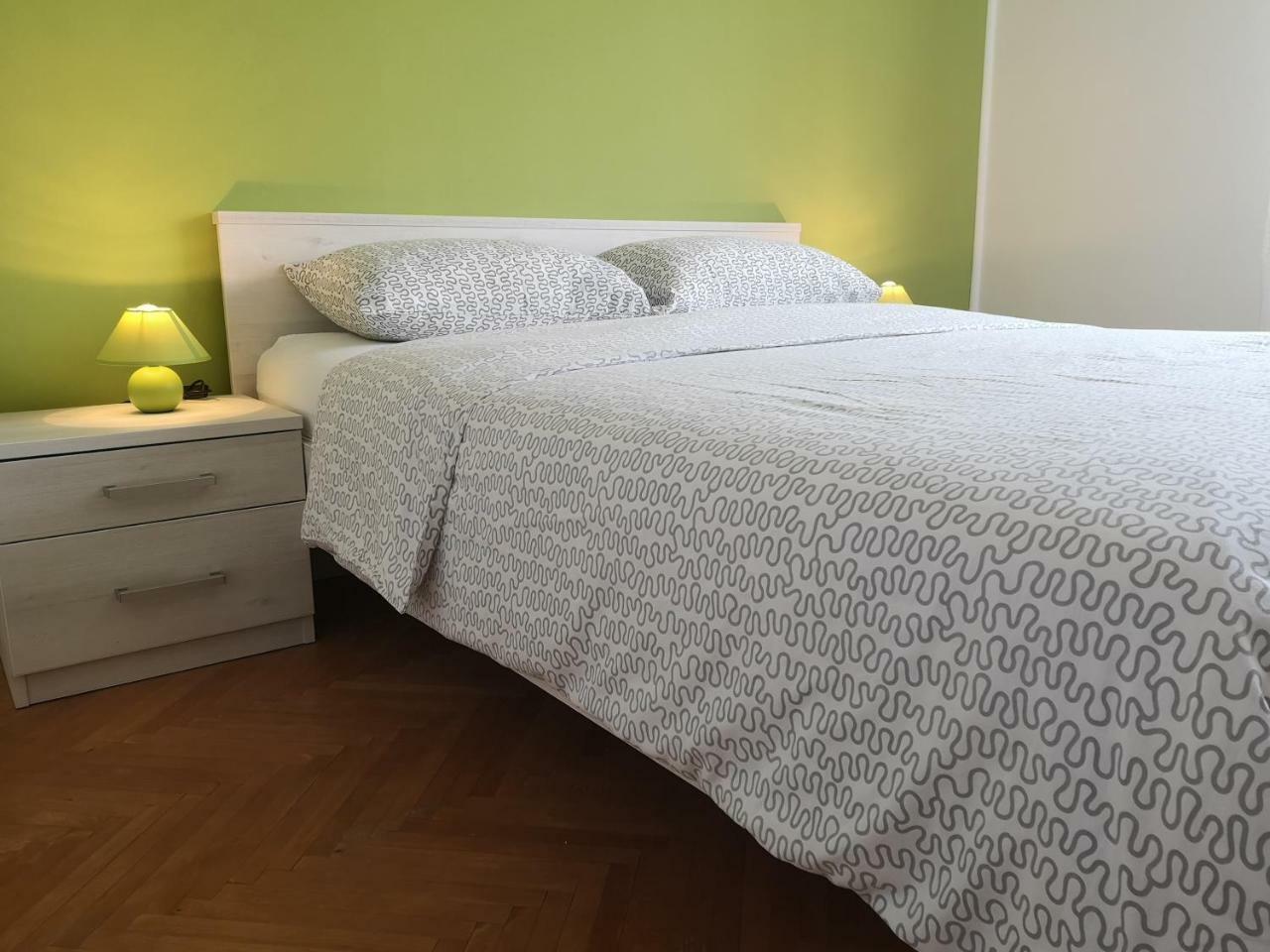 Apartments Peloza Porec Bilik gambar