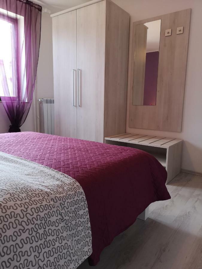 Apartments Peloza Porec Luaran gambar